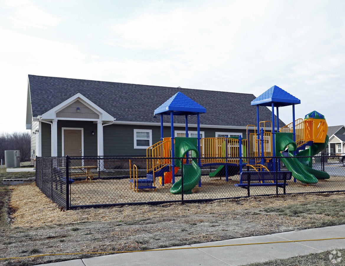 Photo - Beacon Village