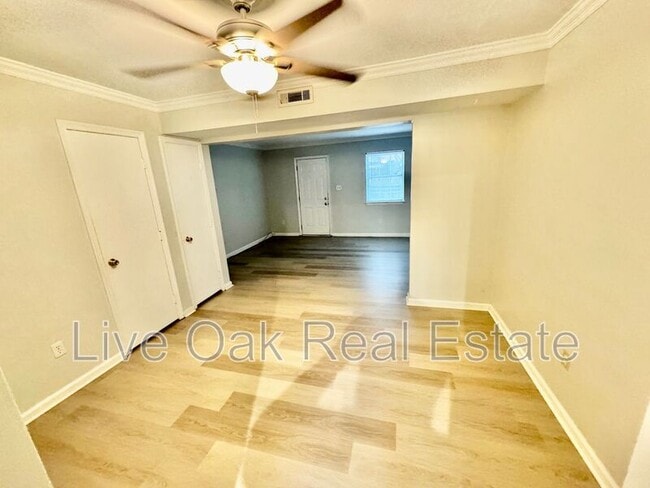 Photo - 944 Maryland Ave