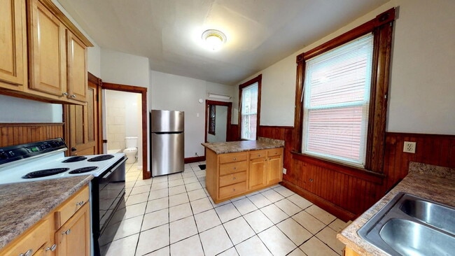 Photo - 2319 Sauer Ave