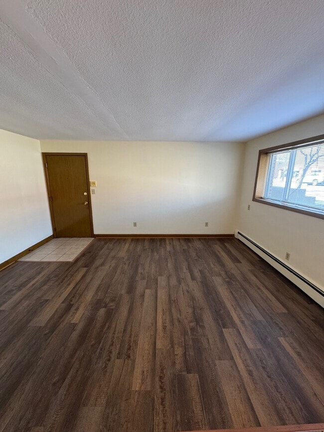 Building Photo - 464 Maryland Ave W