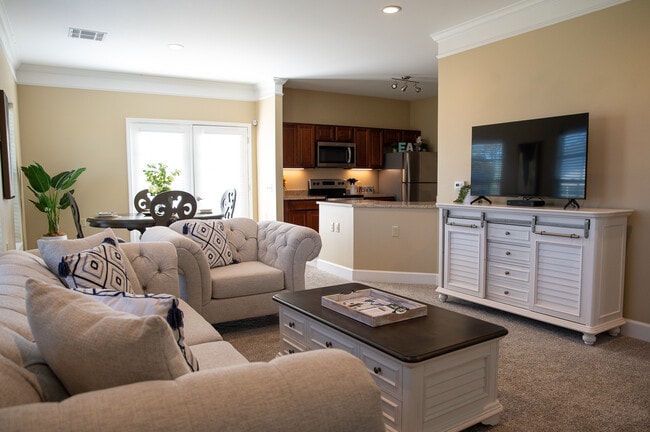 Living room - The Cottages at Ashton Grove