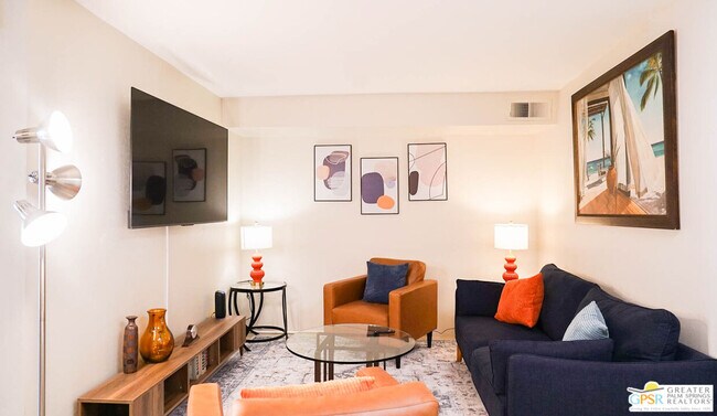Photo - 5301 E Waverly Dr Unit 124