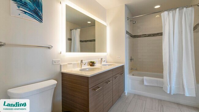 347 W Chestnut St Unit 1313
