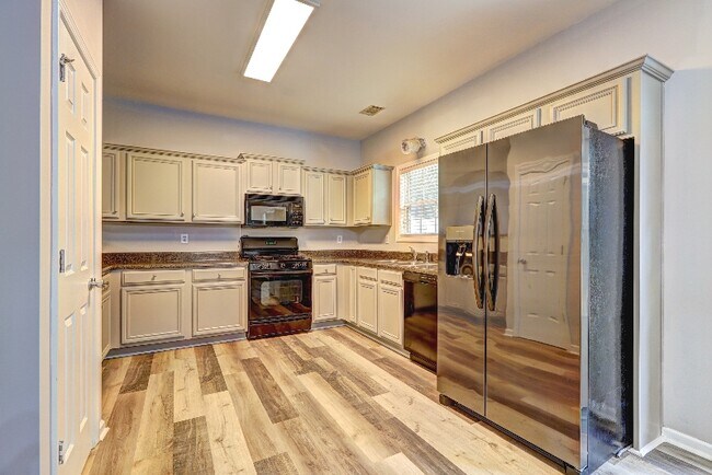 Photo - 118 Meeting Pl Rd