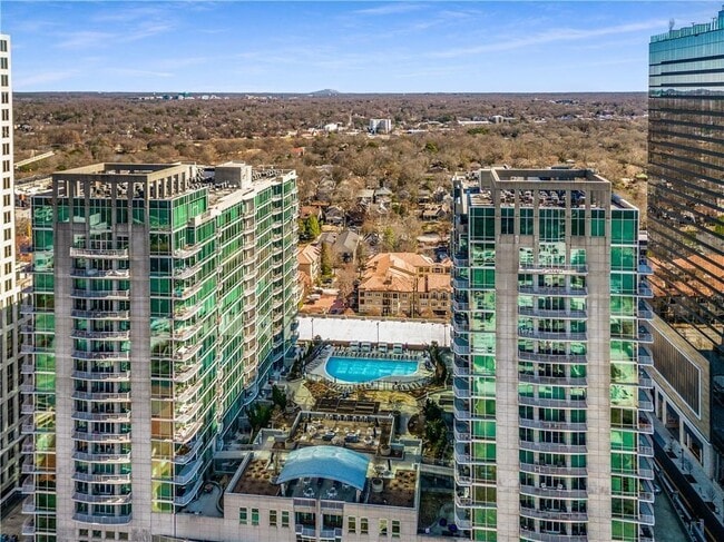 Building Photo - 923 Peachtree St NE Unit 838