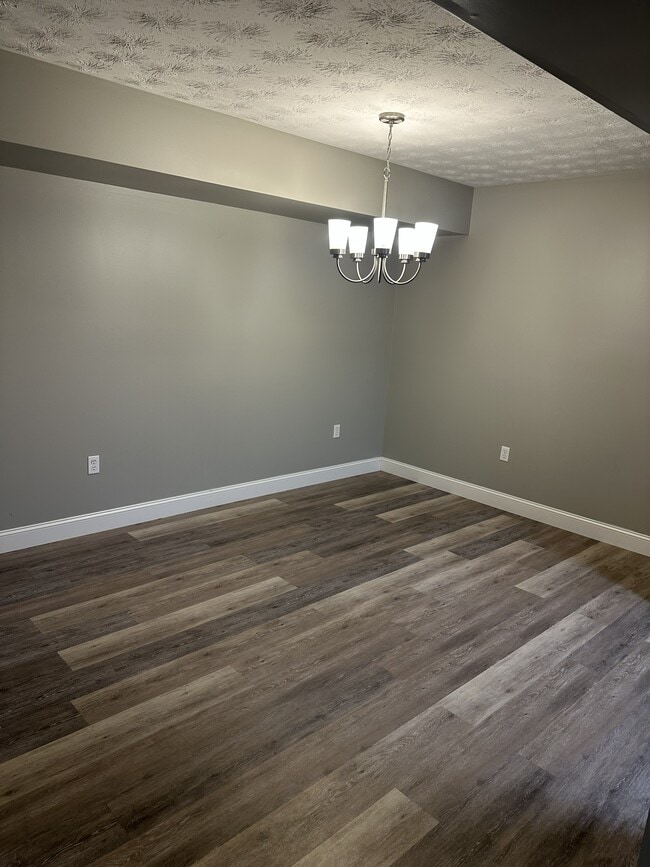 Photo - 795 Cedar Creek Rd