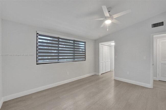 Building Photo - 10688 SW 76th Terrace Rental