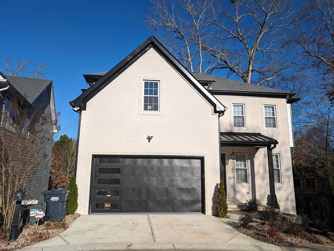 Building Photo - 901 Sunny Meadows Ln Rental