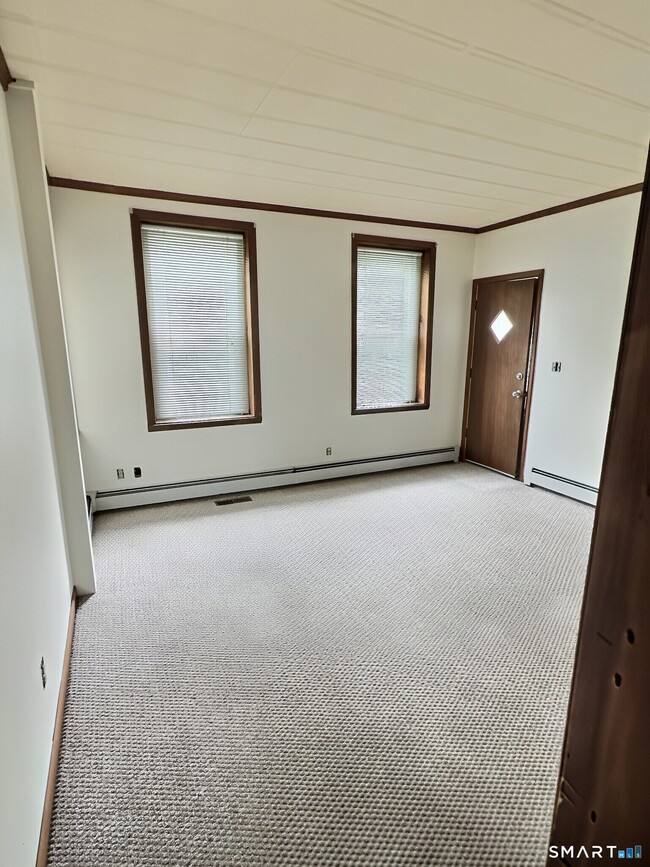 Photo - 290 Wakelee Ave Unit 1st floor