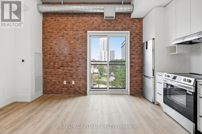 Photo - 206 King St W Unit 406