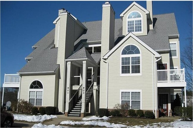 Building Photo - 901 Hillside Lake Ter Unit 901 Hillside Lake Terrace, 609