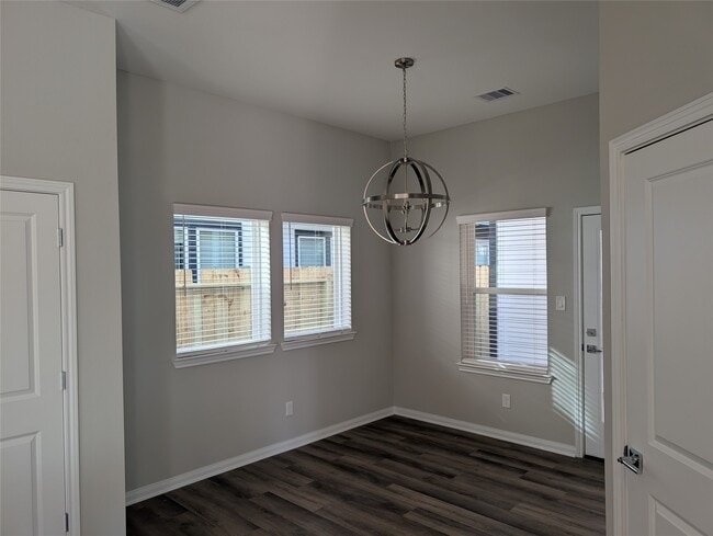 Photo - 9912 A Clark Rd