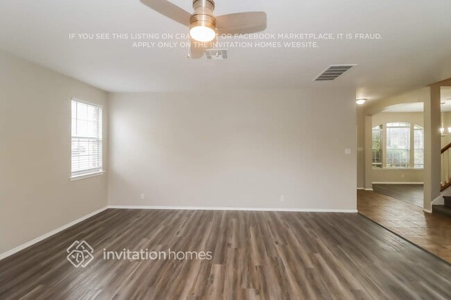 Photo - 1635 Abbey Ln