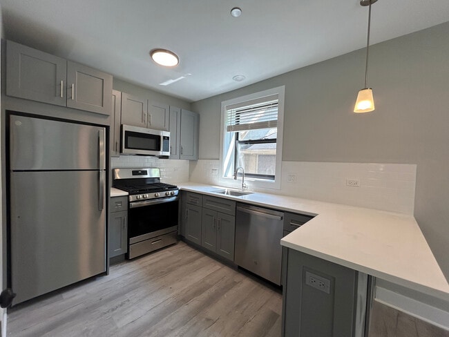 Photo - 1131 Oak Ave
