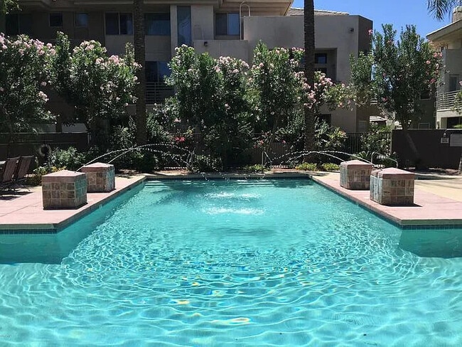 Building Photo - Stunning 2-bedroom 2 bath Unit 204