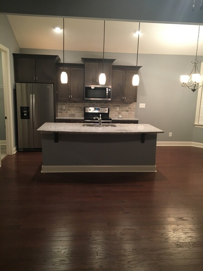 Photo - 216 Edgarton Way