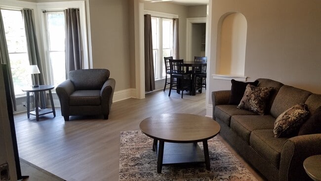 Apartamento 5 - Summer Street Apartments