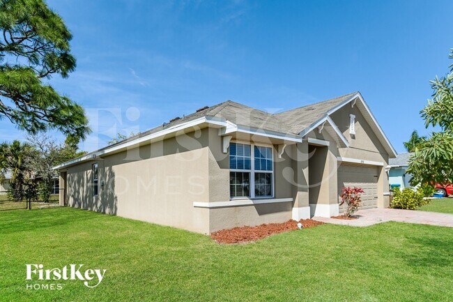 Photo - 2702 SW 9th Pl