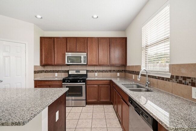Building Photo - 4934 Lattimore Creek Dr