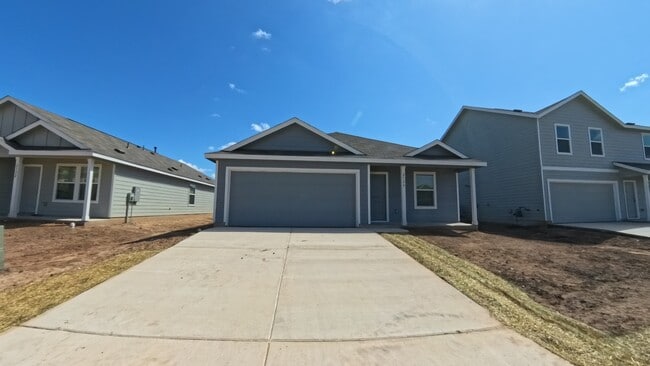 Building Photo - 2324 Sprinkle Dr Rental
