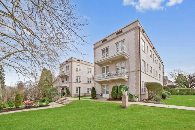 Pennside Court - Pennside Court Apartments