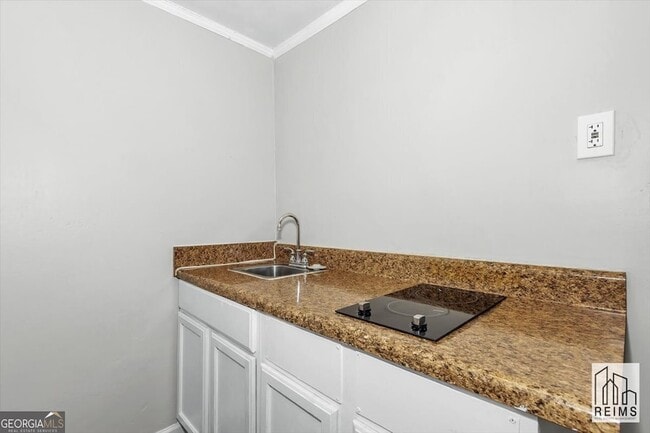 Photo - 1926 Howard Ave Unidad B