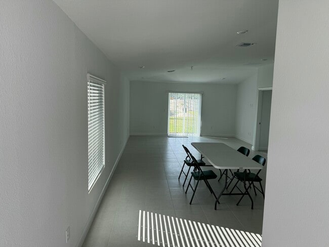 Photo - 10468 NW Suncrest Lp