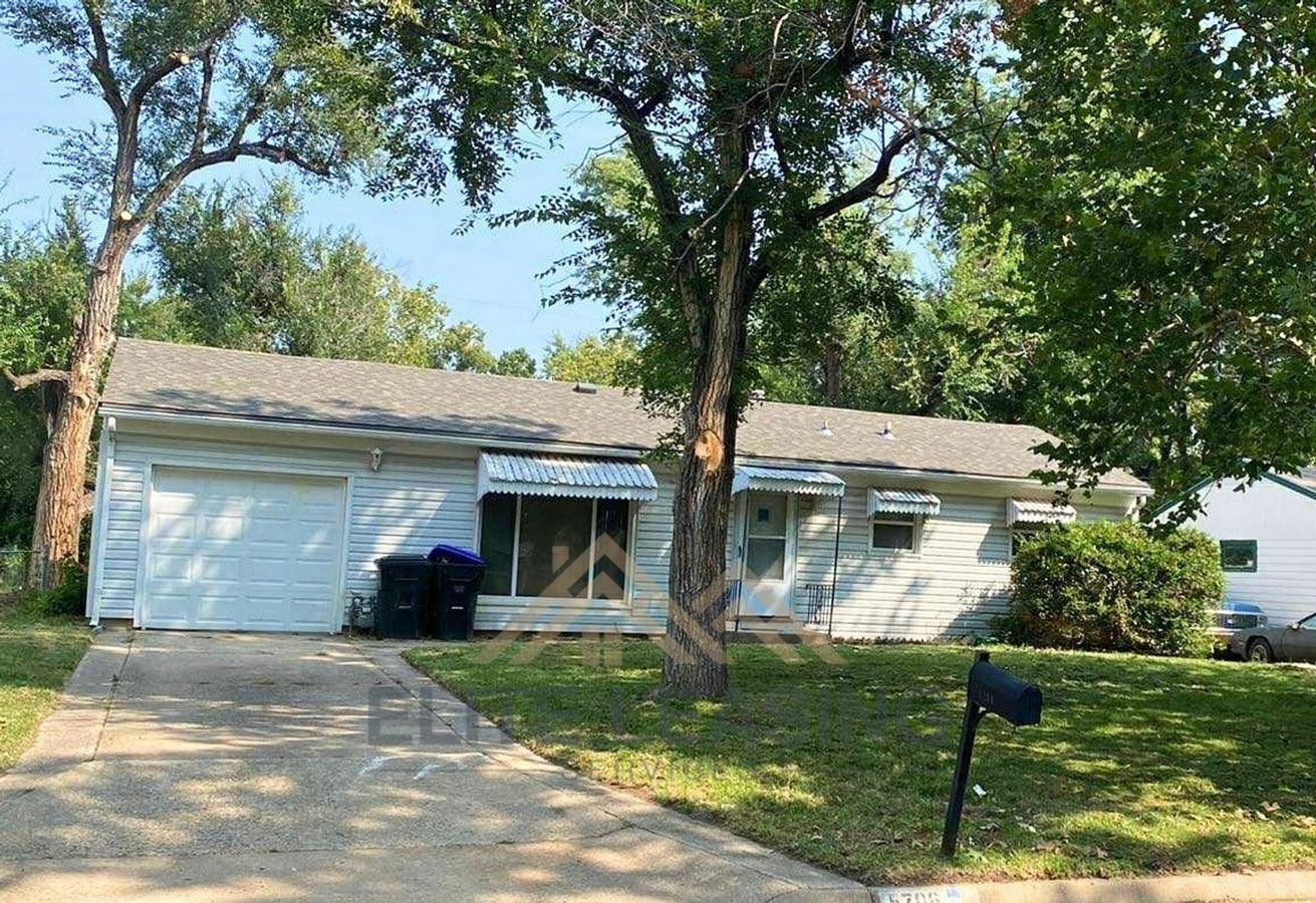 Photo - 5706 SW 15th St Casa