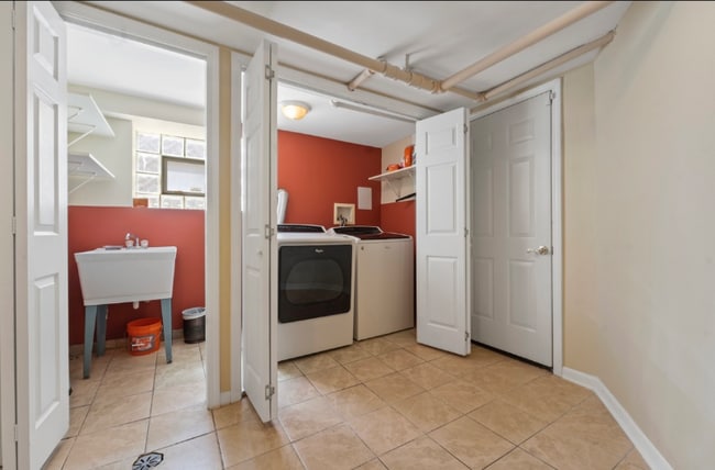 Photo - 7414 S Prairie Ave Unit 1