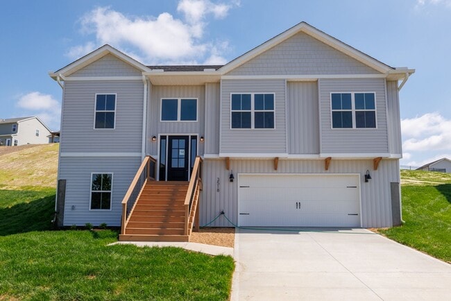 Building Photo - ONE-MONTH FREE RENT Move-Incentitive!!! Ne...