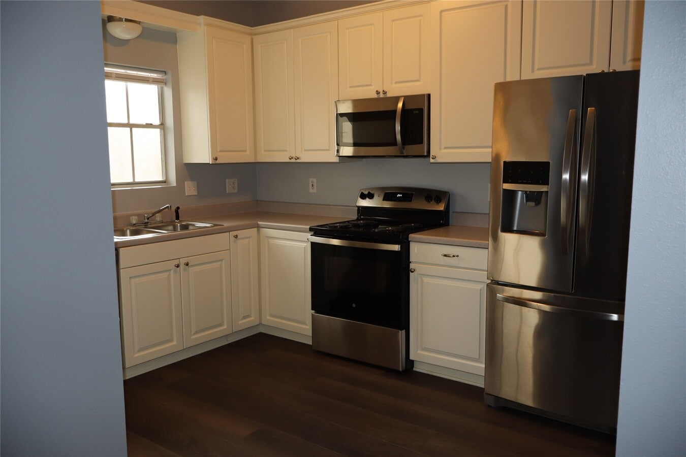 Photo - 1063 Birnham Woods Blvd