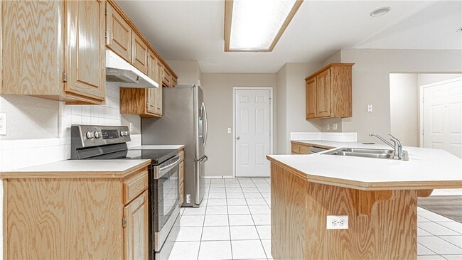 Photo - 2006 S Old Wire Rd