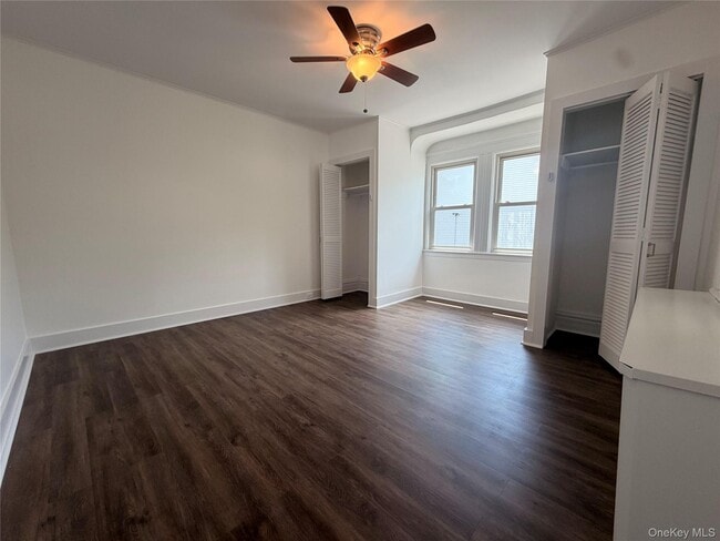 94 Center St