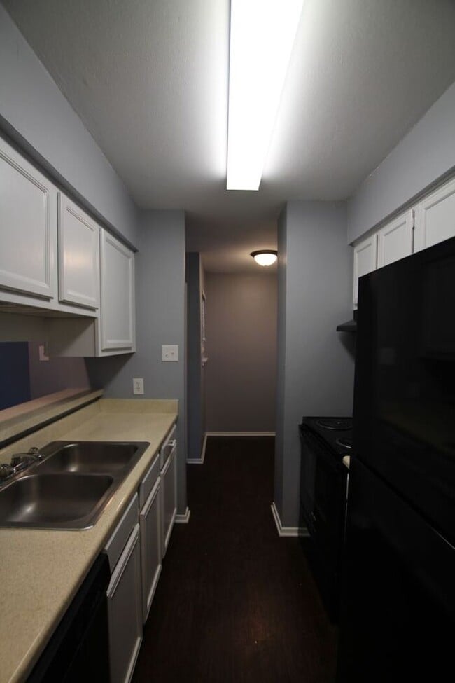 Photo - 1 Bedroom, 1 Bathroom Downstairs Apartment in Tyler! TOUR TODAY!