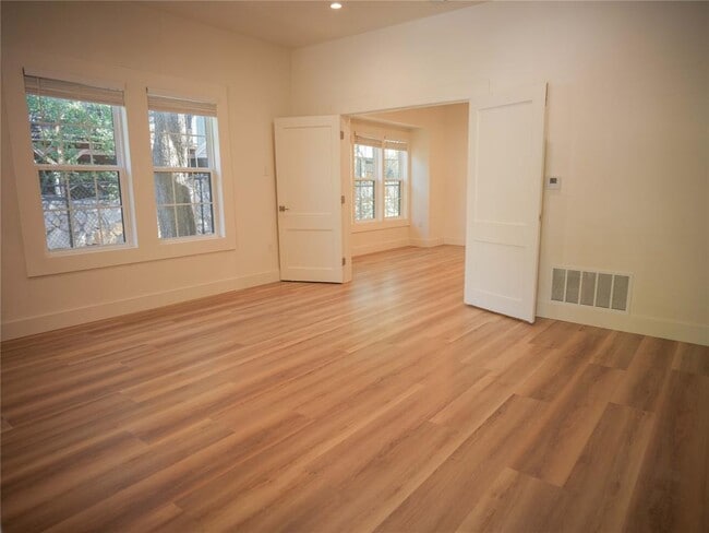 Photo - 803 Oakland Ave