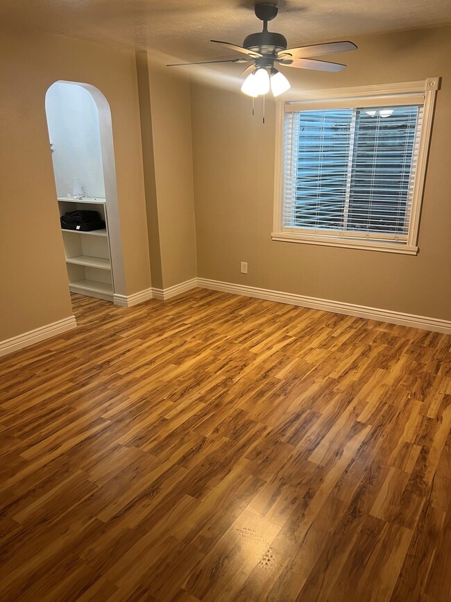 Photo - 4368 W Welby Hills Dr