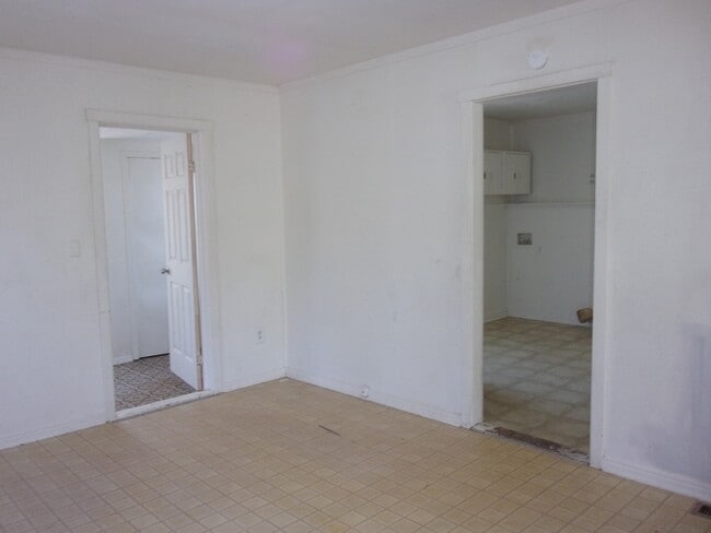 Photo - 502 Brendale Dr