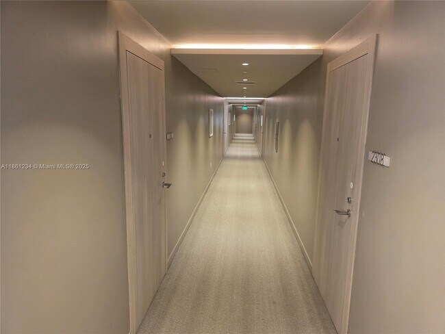 Photo - 1000 Brickell Plaza Unit 2304