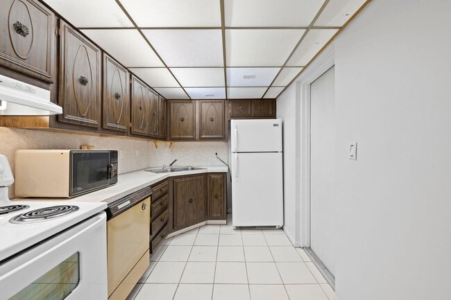 Photo - 3101 Oakland Shores Dr Unit H108