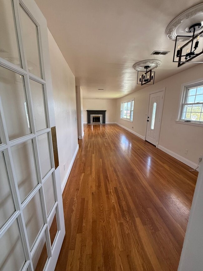 401 Orchard Dr