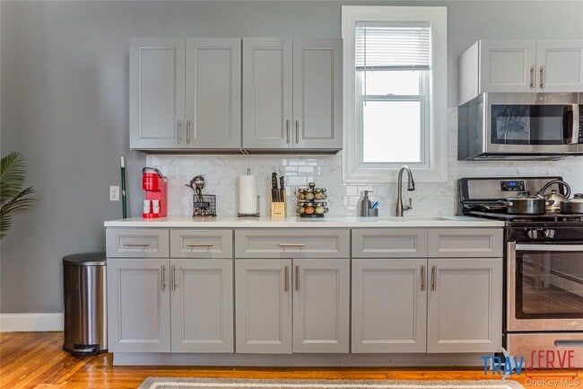 Photo - 2897 Harrington Ave Unit 1st Fl