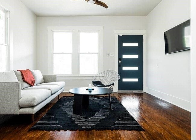 Photo - 114 Redan St