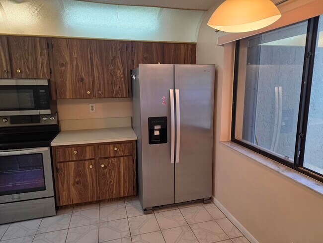 Photo - 170 SE 7th St Unit 301
