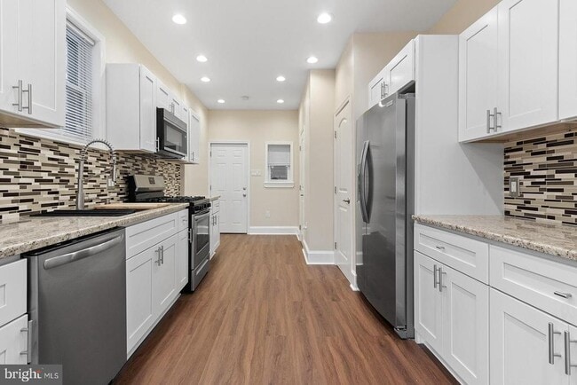 Building Photo - 3117 N Judson St Rental