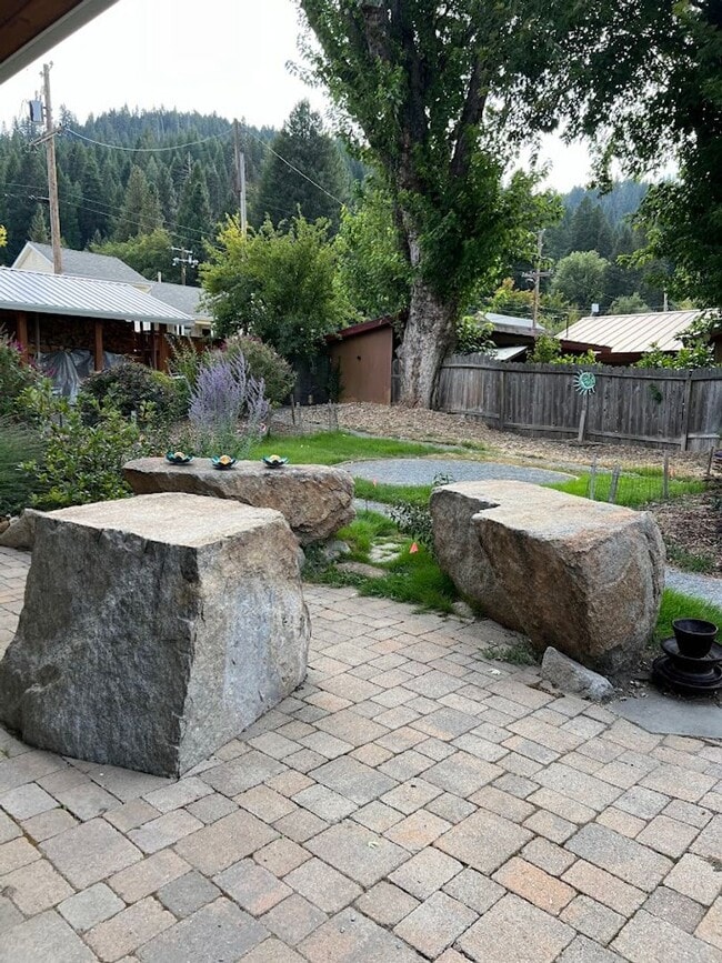 Photo - Great spacious 3-bedroom residence