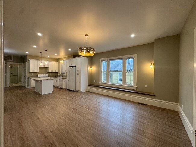 2146 C St Unit A