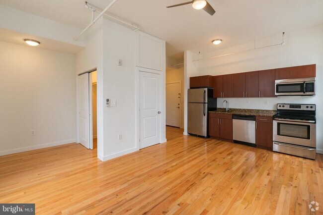 Building Photo - 4 Leverington Ave Unit 301 Rental