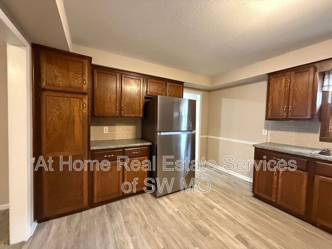 Photo - 1312 Walnut Lawn Ct