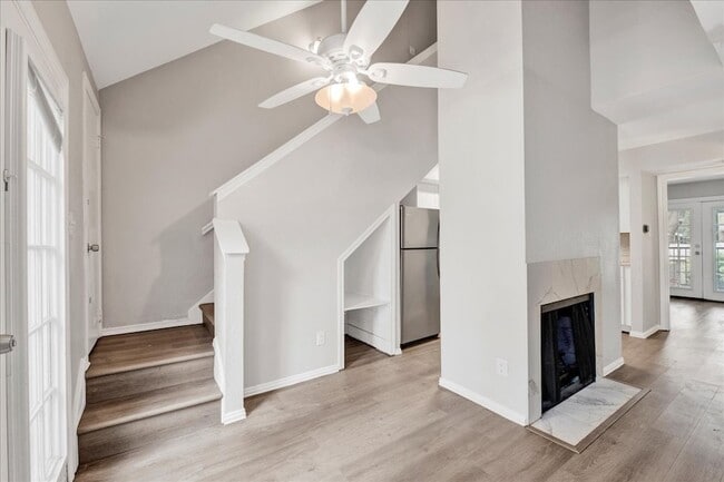 Photo - 9803 Walnut St