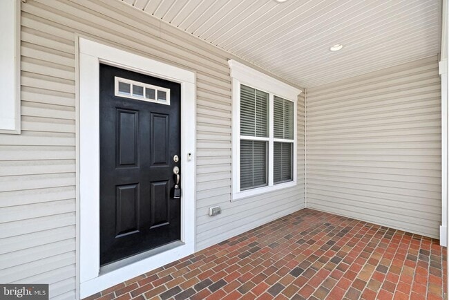 Photo - 513 Parkland Dr